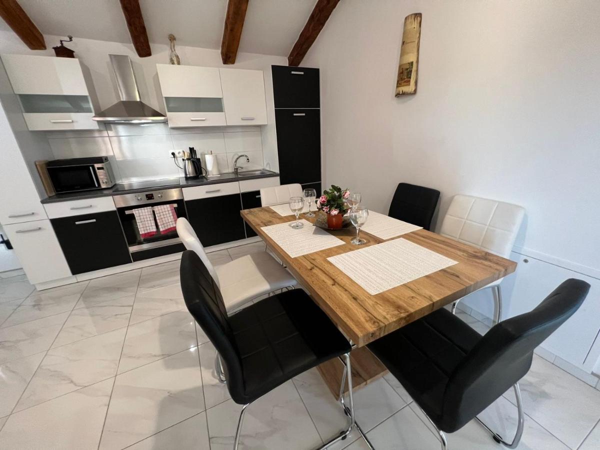 Apartman Lorena Lakmartin 외부 사진