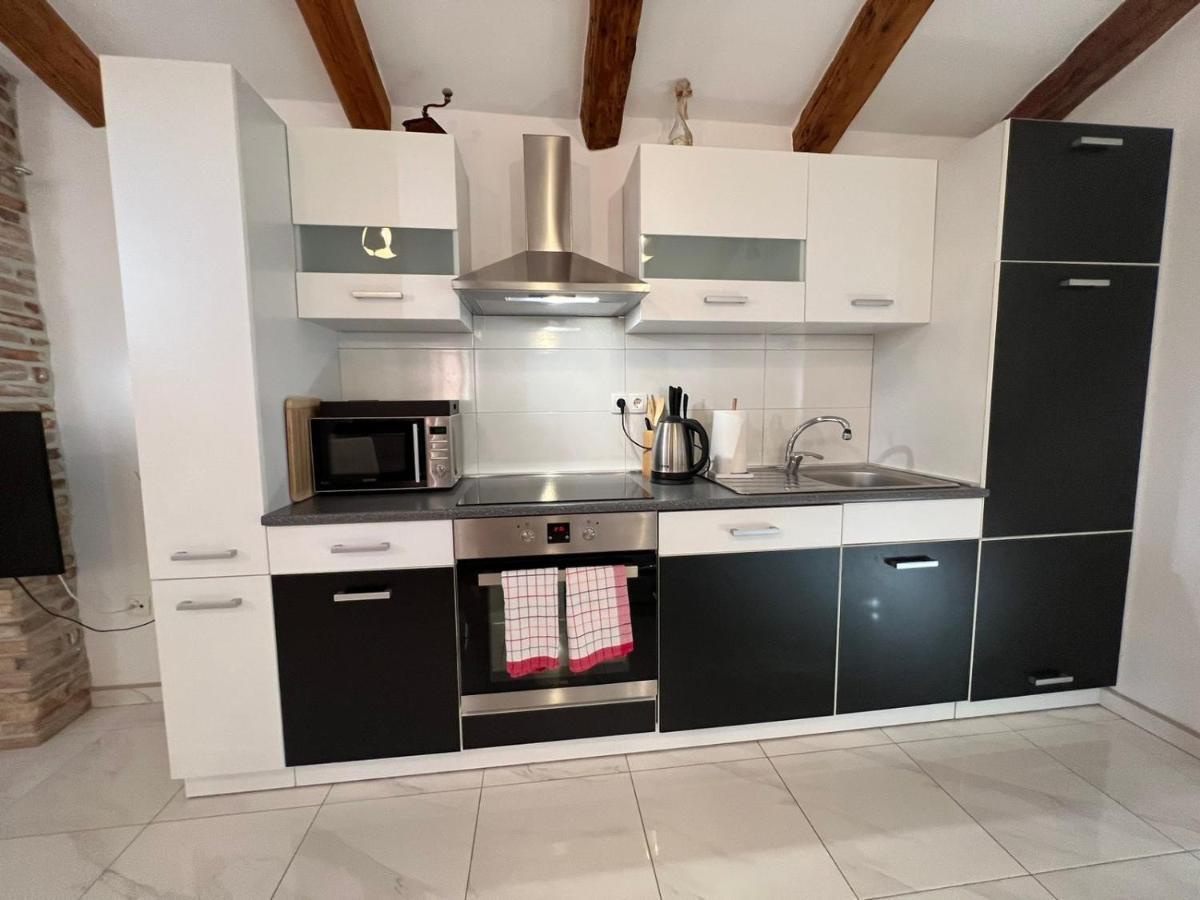Apartman Lorena Lakmartin 외부 사진